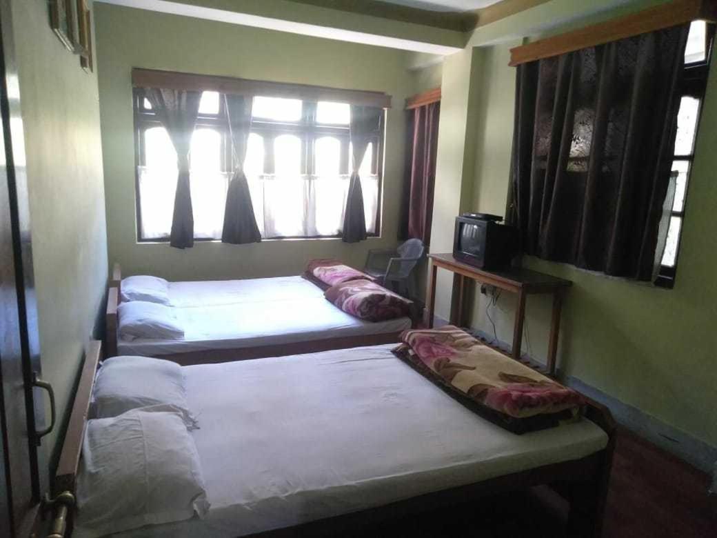 Hotel J P Lodge Kalimpong Exteriör bild